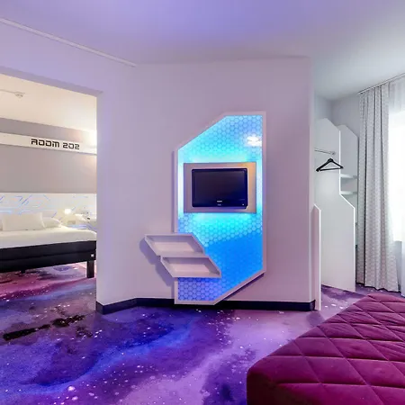 Ibis Styles Altstadt Hotel 3*