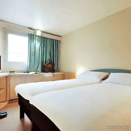 Hotel Ibis Styles Altstadt 3*